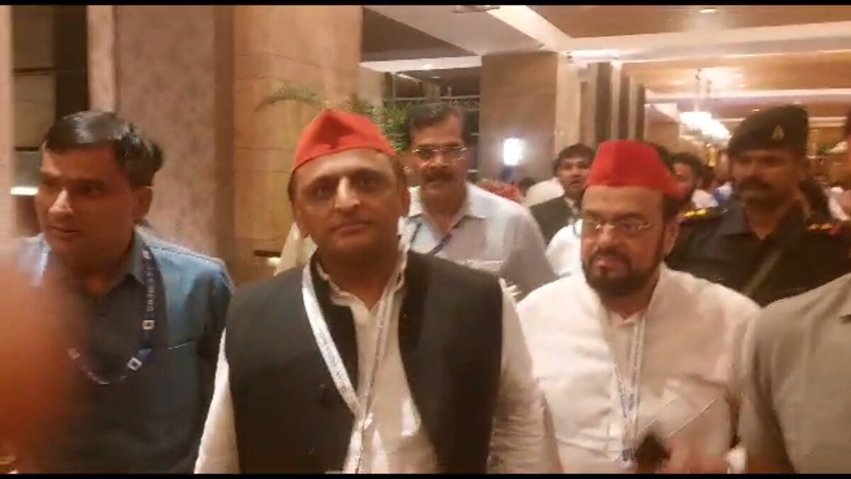 मुंबई में INDIA की बैठक से बाहर आए अखिलेश यादव और बताया कि अंदर क्या-क्या हुआ UP Tak