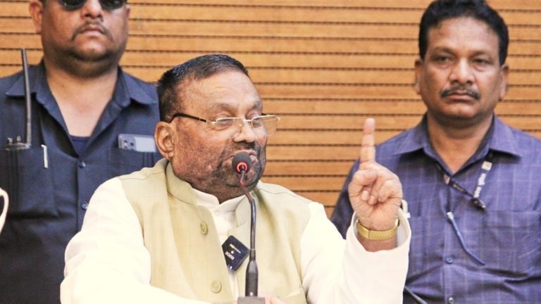 सनातन विवाद पर अब आया सपा नेता स्वामी प्रसाद मौर्य का रिएक्शन, श्लोक बताते हुए ये सब कह डाला UP Tak