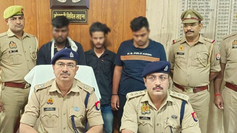 मुरादाबाद: SSP बंगले के पास हुई बमबाजी-फायरिंग, केस खुलासे के बाद पुलिस ने भी माथा ठोका UP Tak
