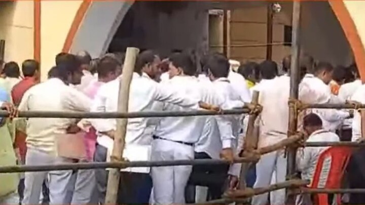 घोसी रिजल्ट live: सपा के सुधाकर और भाजपा के दारा सिंह के अलावा बाकी के कैंडिडेट्स को कितने वोट? UP Tak