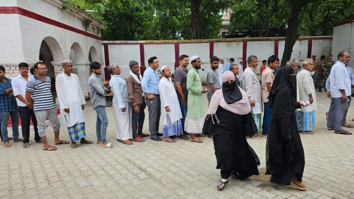 घोसी में क्या मुस्लिम वोटर्स ने पलट दिया खेल? रामगोपाल यादव के बयान के इशारे समझिए UP Tak