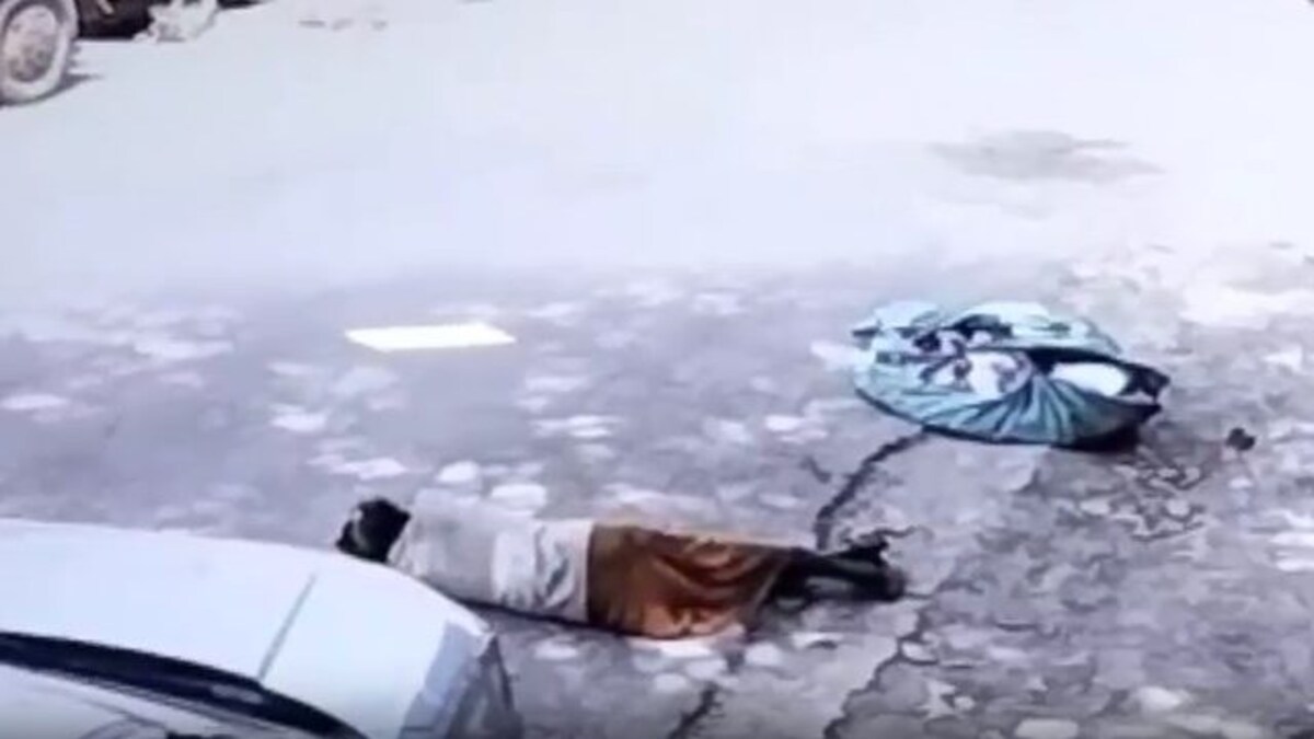कानपुर में दर्दनाक हादसा, सड़क किनारे सो रहे कूड़ा बीनने वाले पर रईसजादे ने चढ़ा दी कार UP Tak