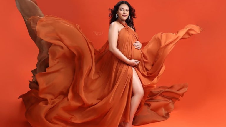 Swara Bhasker ने ‘भगवा थीम’ पर फ्लॉन्ट किया बेबी बंप, लोग बोले- अंधभक्तों को कितना जलील करोगी UP Tak