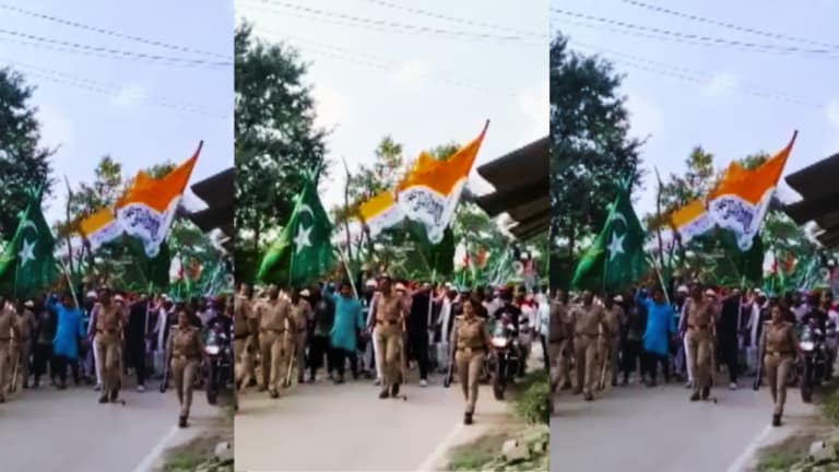 सुल्तानपुर के बारावफात जुलूस में तिरंगे पर अशोक चक्र की जगह उर्दू में ये क्या लिख दिया? UP Tak