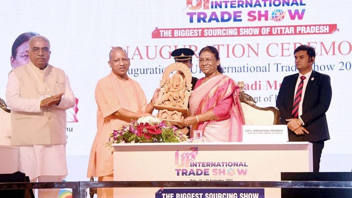 राष्ट्रपति ने ग्रेटर नोएडा में इंटरनेशनल ट्रेड शो का किया उद्घाटन, सीएम योगी भी रहे मौजूद UP Tak