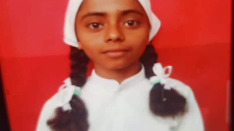 बरेली में फंदे से लटका मिला 12 साल की बच्ची का शव, भाई के ससुर ने की वारदात! वजह चौंकाने वाली UP Tak