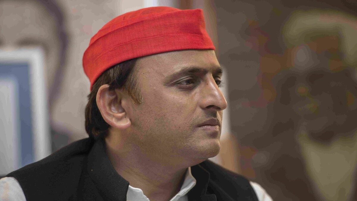 क्या आजकल इस बड़े नेता को पढ़ रहे हैं अखिलेश यादव? ये बात यूं ही नहीं कही गई, देखिए MP में वोटिंग से पहले सपा ने गंवाई दो सीटें, सामाजवादी पार्टी के दो प्रत्याशियों ने कर दिया खेल