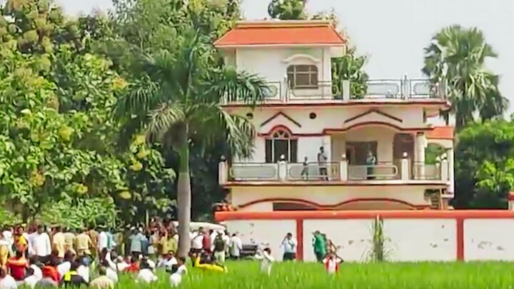 देवरिया हत्याकांड में बड़ा फैसला, प्रेमचंद यादव के अवैध कब्जे पर चलेगा बुलडोजर! UP Tak