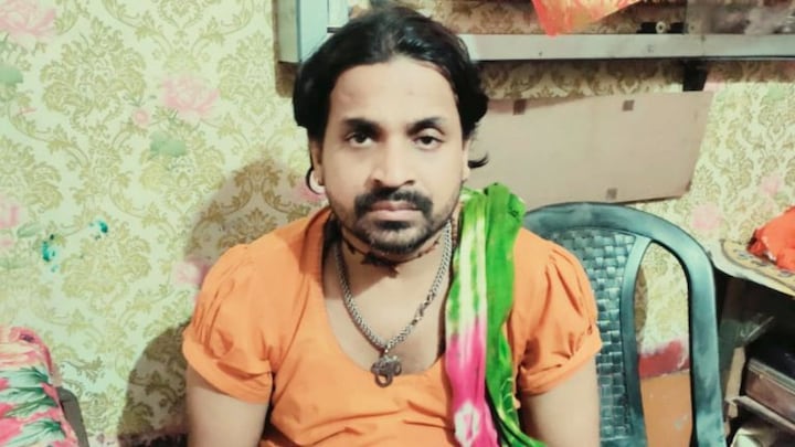 ज्योतिषी ने कुंडली दिखाने आए लड़कों से बनाए थे समलैंगिक संबंध! कानपुर चोरी कांड में नया ट्विस्ट ज्योतिषी ने कुंडली दिखाने आए लड़कों से बनाए थे समलैंगिक संबंध! कानपुर चोरी कांड में नया ट्विस्ट