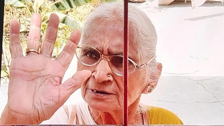लखनऊ में 90 साल की महिला की गला रेत कर हत्या, आखिर बुजुर्ग का दुश्मन कौन? जानें मामला UP Tak