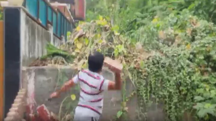 निठारी कांड के फैसले से दुखी पिता ने मनिंदर पंढेर की कोठी पर बरसाए पत्थर, आंखों में आंसू लिए कही ये बात UP Tak