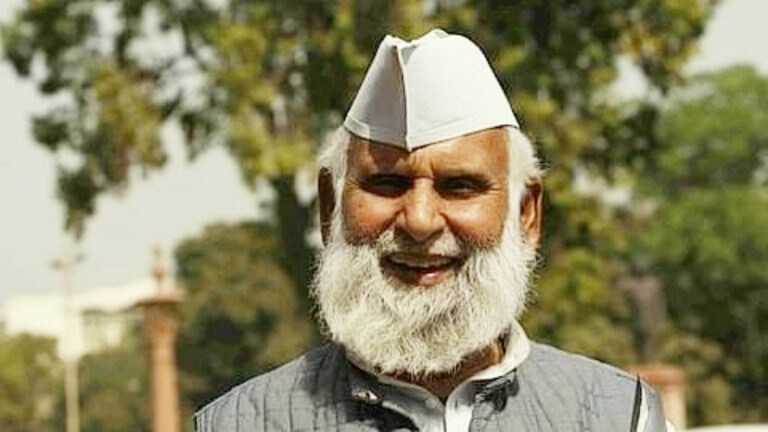 सपा MP शफीकुर्रहमान बर्क ने क्यों कहा, ‘कोर्ट भी उन्हीं की’, बाबरी मस्जिद-राम मंदिर पर ये बोले सपा MP शफीकुर्रहमान बर्क ने क्यों कहा, ‘कोर्ट भी उन्हीं की’, बाबरी मस्जिद-राम मंदिर पर ये बोले