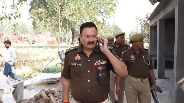 रामपुर में हिस्ट्रीशीटर की हत्या, चाचा और भाइयों ने लाठी-डंडे से पीटकर उतारा मौत के घाट UP Tak