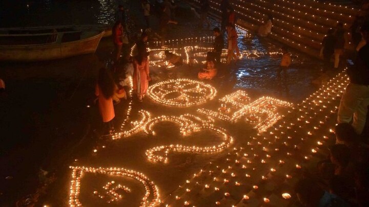 वाराणसी में देव दीपावली की तैयारी हुई तेज, 84 घाटों को 9 जोन बांटा UP Tak