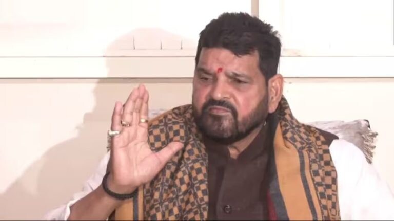 WFI पर प्रतिबंध के बाद बृजभूषण सिंह ने कही संन्यास की बात, साक्षी मलिक पर दिया ये बयान UP Tak
