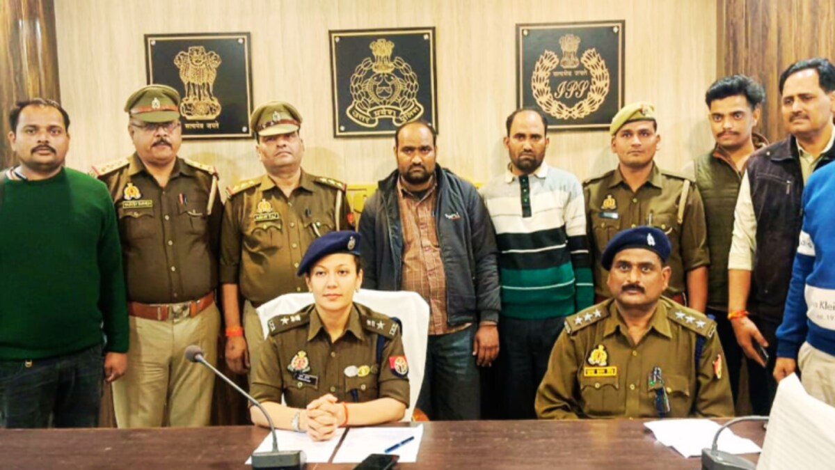 चित्रकूट: लापता लड़की को खोजने के नाम पर IPS वृंदा शुक्ला की आवाज की करने लगे नकल फिर हुई ठगी UpTak