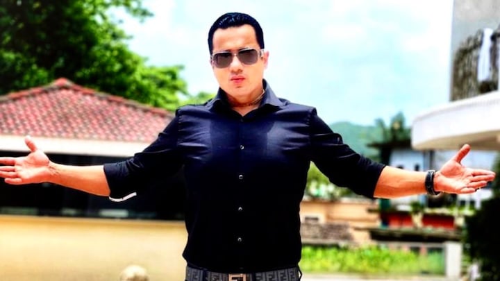 क्या विवेक बिंद्रा ने चीटिंग की? करियर्स 360 के CEO ने अब खोला नया मोर्चा, ये बातें कहीं UP Tak