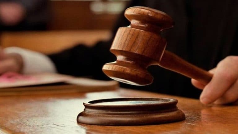 1995 में हुई थी इस केस में FIR दर्ज, जज बदलते रहे और तारीख पड़ती रही, 28 साल बाद आया फैसला 1995 में हुई थी इस केस में FIR दर्ज, जज बदलते रहे और तारीख पड़ती रही, 28 साल बाद आया फैसला