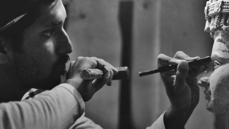 MBA के बाद नहीं लगा नौकरी में मन, शुरू की नक्काशी, अब अरुण की मूर्ति लगेगी राम मंदिर में UP Tak