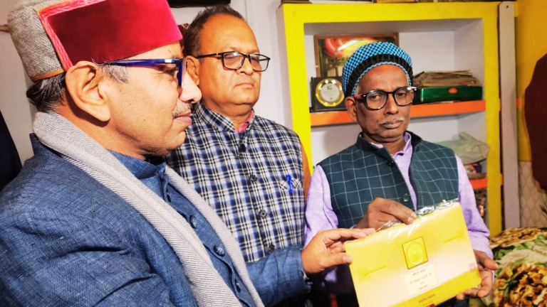 इकबाल अंसारी ने बाबरी मस्जिद के लिए लड़ी थी लड़ाई, अब मिला राम मंदिर उद्घाटन में आने का न्यौता UP Tak