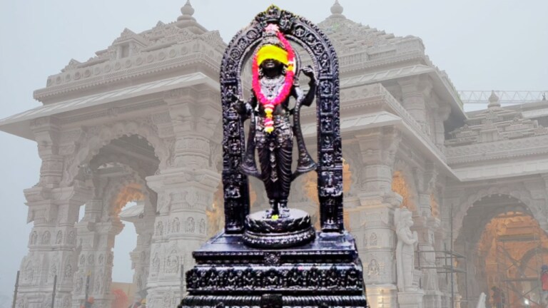 Ram Mandir: आंख की पट्टी हटेगी तो रामलला सबसे पहले किसे देखेंगे? मूर्ति की 7 खासियत भी जानें UPTak