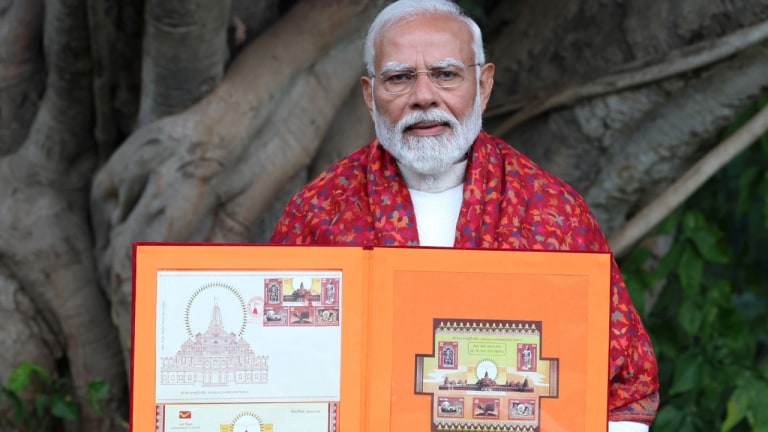 Ram Mandir: ‘राम मंदिर, भगवान हनुमान, मां शबरी’ पर स्मारक डाक टिकट जारी कर PM मोदी ने ये कहा UP Tak
