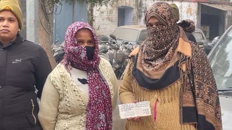 बरेली: इन दो शातिर महिलाओं के हनीट्रैप में फंसे कई व्यापारी और पुलिस वाले, ऐसे हुआ खुलासा UP Tak