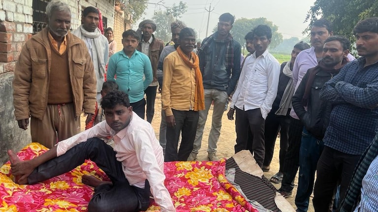 नशे में धुत दूल्हे को देख दुल्हन ने किया शादी से इनकार, फिर रातभर चारपाई पर आराम करता रहा Fatehpur