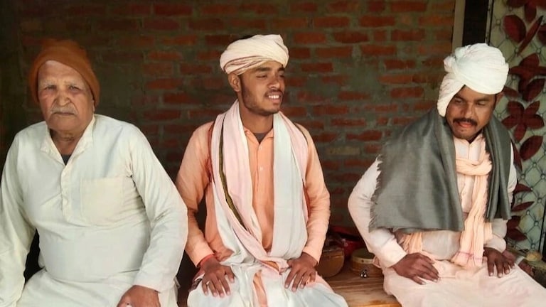 जोगी के भेष वाला पिंकू निकला नफीस...खोया हुआ बेटा बनकर कई लोगों को लगा चुका है चूना, ऐसे खुली पोल UP Tak