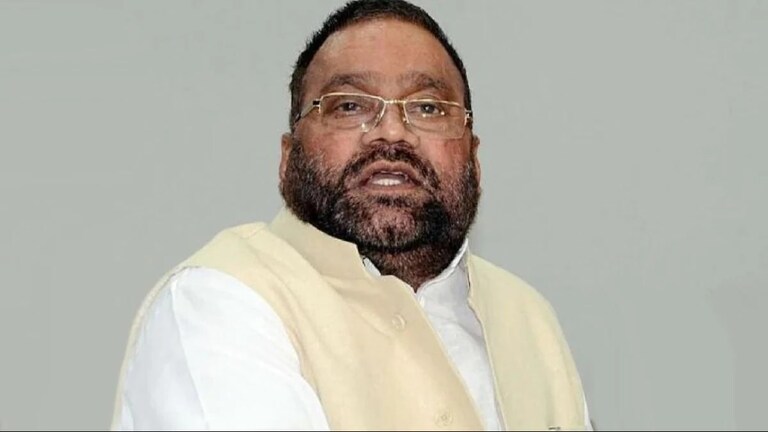 गेंद अब अखिलेश यादव के पाले में...स्वामी प्रसाद मौर्य ने सपा चीफ को लेकर क्या-क्या कह दिया UP Tak