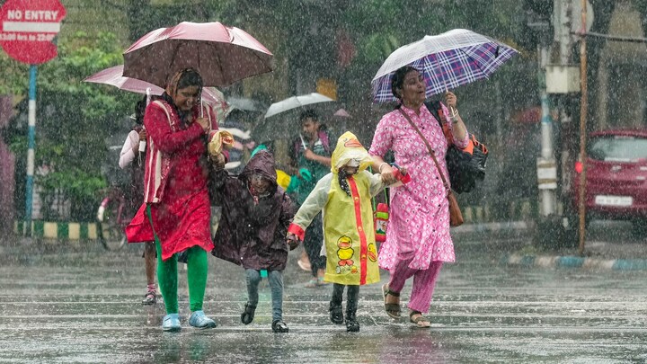 UP Weather Update: यूपी में 19-22 फरवरी तक बारिश के आसार, क्या वापस आएगी ठंड? UP Tak