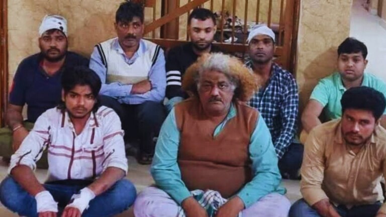 आज के दिन 3 साल पहले बागपत में लड़ा गया था 'प्रथम चाट युद्ध', बरसी पर लोग यूं ले रहे मजे UP Tak