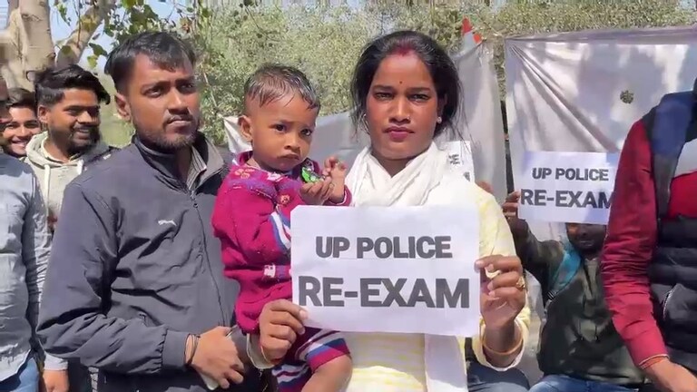 बच्चे की परवरिश करते हुए दिया था एग्जाम पर अब भर्ती परीक्षा कैंसिल कराना चाहती है ये युवती UP Tak