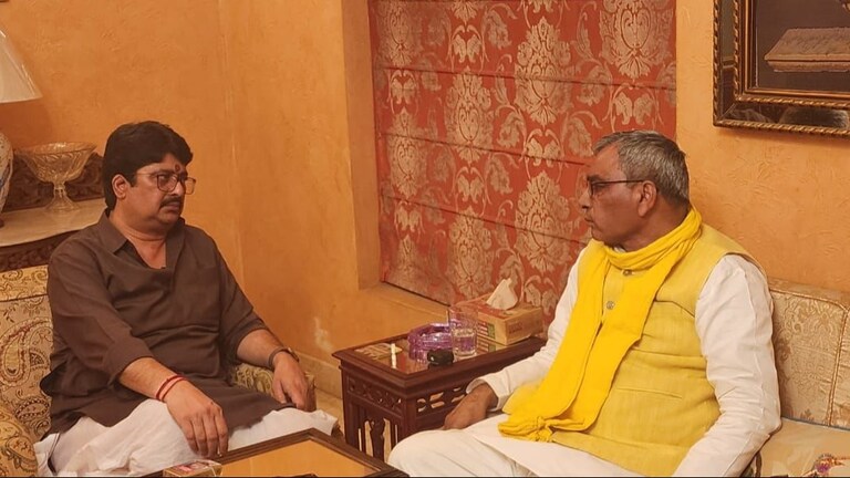 राज्यसभा चुनाव के लिए वोटिंग से पहले राजा भैया से मिल खिचड़ी पका आए राजभर! क्या करेंगे? UP Tak