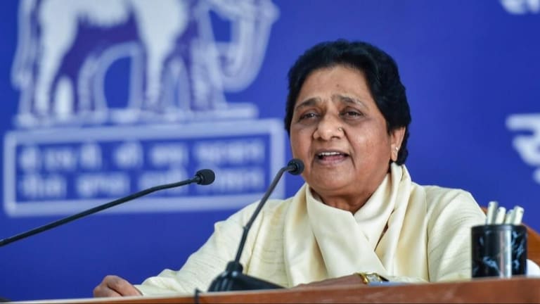 सर्वे: 2014 में 0, 2019 में 10 और अगर आज चुनाव हुए तो बसपा को UP में मिलेंगी कितनी सीटें? mayawati