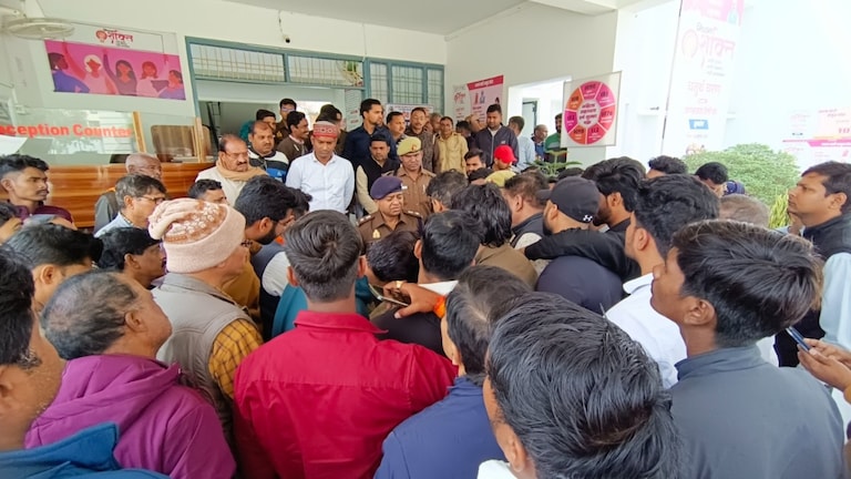 धर्मपरिवर्तन कर उसके साथ…कौशांबी में गायब हुई नाबालिग के पिता का दर्द जान सन्न रह जाएंगे Kaushambi