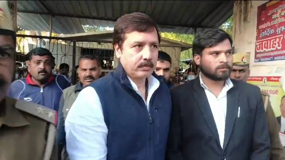 जौनपुर की कोर्ट ने धनंजय सिंह को सुनाई 7 साल की सजा, लोकसभा चुनाव लड़ने पर मंडराए खतरे के बादल UPTAK