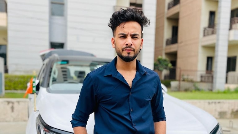 यूट्यूबर से मारपीट के केस को लेकर चर्चा में रहे एल्विश यादव की मुश्किल बढ़ाएगी नोएडा पुलिस Elvish Yadav