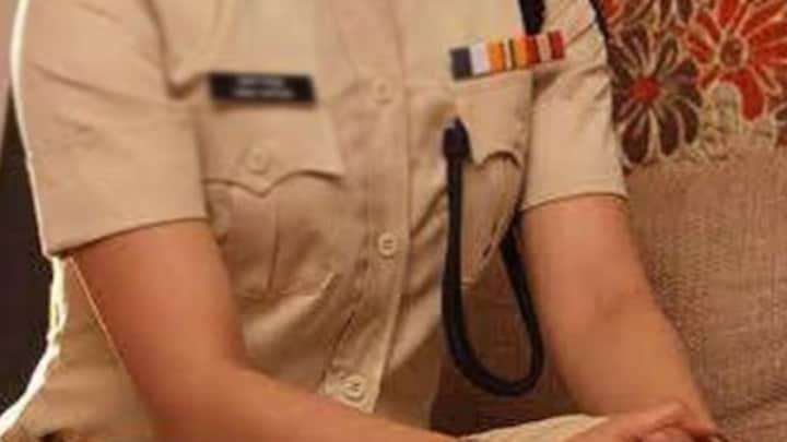 महोबा में महिला सिपाही ही सुरक्षित नहीं? पीड़िता ने बताया कैसे-कैसे उसके साथ छेड़छाड़ की गई UP Tak