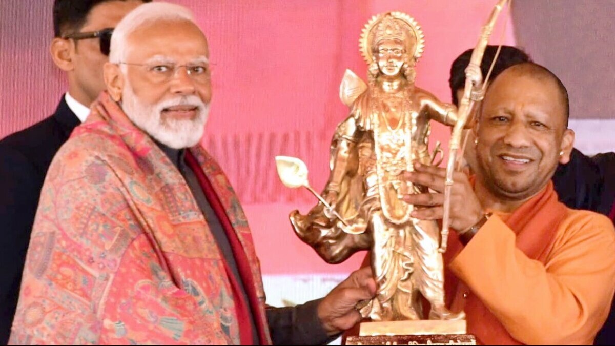 CM योगी बोले- 'विकसित भारत के लक्ष्य को प्राप्त करने के लिए फिर एक बार मोदी सरकार चाहिए' UP Tak