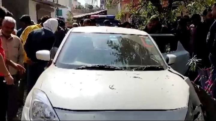 सहारनपुर : एक्सीडेंट कर भाग रही कार में मिली लाश, आगे की सीट पर नशे में धुत्त थे दो युवक UP Tak