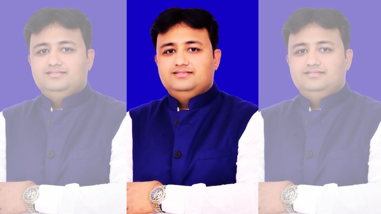 'BJP में हो रही थी घुटन तो जॉइन की बसपा' मायावती ने सच्चिदानंद पांडे को अयोध्या से दिया टिकट UP Tak