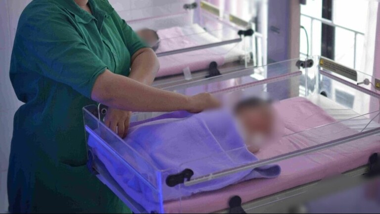 अस्पताल में बेटे के जन्म के बाद वहीं पिता की भी हुई मौत, लखनऊ से आया बेहद दुखद मामला Lucknow