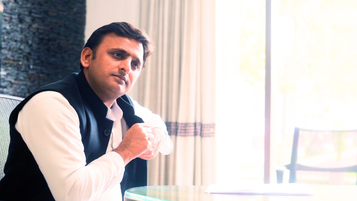 यूपी की 80 सीटों के दो लेटेस्ट सर्वे उड़ा देंगे अखिलेश के होश! PDA दांव के बावजूद ऐसा हाल UP Tak