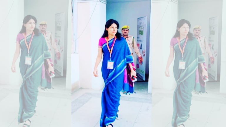 कौन हैं यूपी की IAS ईशा दुहन जिन्हें कहा जाता है 'लेडी सिंघम'? अभी कहां हैं तैनात UP Tak