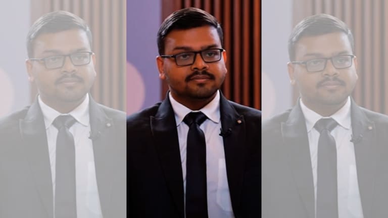 कौन हैं IAS परीक्षा में RANK-1 लाने वाले लखनऊ के आदित्य श्रीवास्तव, जानें उनकी पूरी कहानी? UPTak