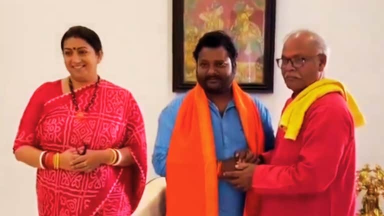 'निजी काम से गया था MP स्मृति ईरानी के पास, जबरन पहनाया गमछा', अमेठी में कांग्रेसी नेता संग गजब हुआ Amethi, Amethi Lok Sabha Chunav, Smriti Irani,