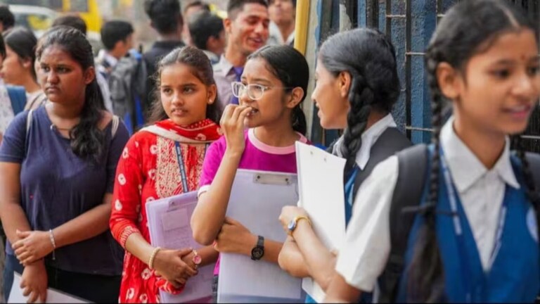 12वीं की परीक्षा के बाद UP बोर्ड के छात्र कृषि क्षेत्र में बना सकते हैं करियर, करना होगा ये काम UP Tak