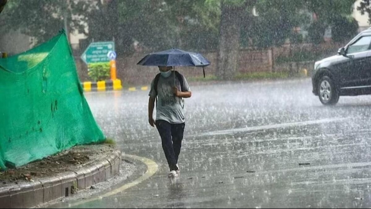 UP Weather News : यूपी में मौसम लेगा यू-टर्न, IMD ने इन जिलों में बारिश-आंधी का जारी किया अलर्ट UP Tak