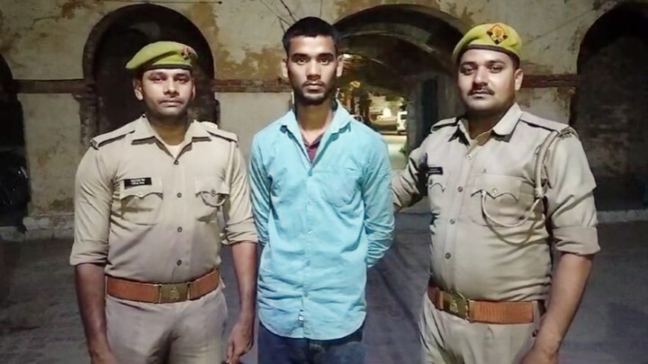 20 साल का युवक करने लगा 45 साल की महिला से चैट, हुआ प्यार, मिलने पहुंचा तो सच जान कांड कर बैठा Kanpur, Kanpur News, Kanpur Police, Social Media, Kanpur Viral, Viral News, UP News, UP News Viral